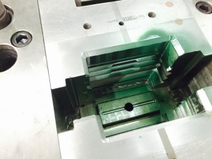 防塵罩模具F8932-3，防塵罩塑膠模具