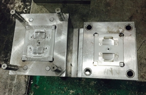 攝像機外殼塑膠模具，監(jiān)控攝像機外殼廠家，安防監(jiān)控外殼生產(chǎn)廠家